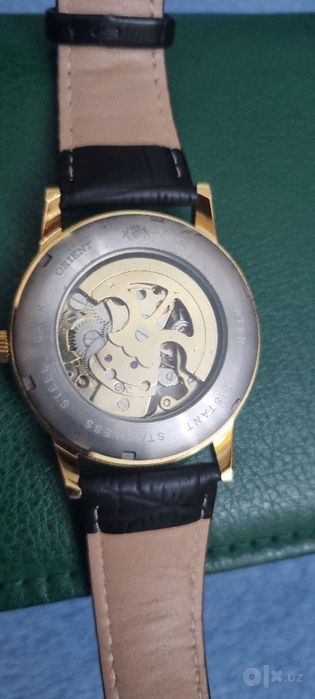 Продам часы самозаводные новые