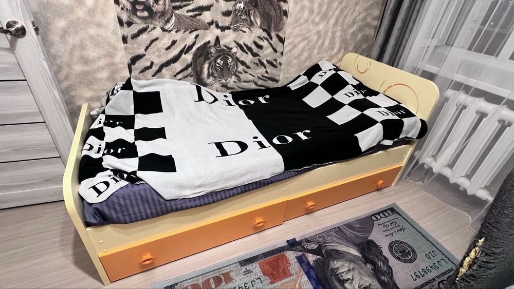 Продам детскиц гарнитур