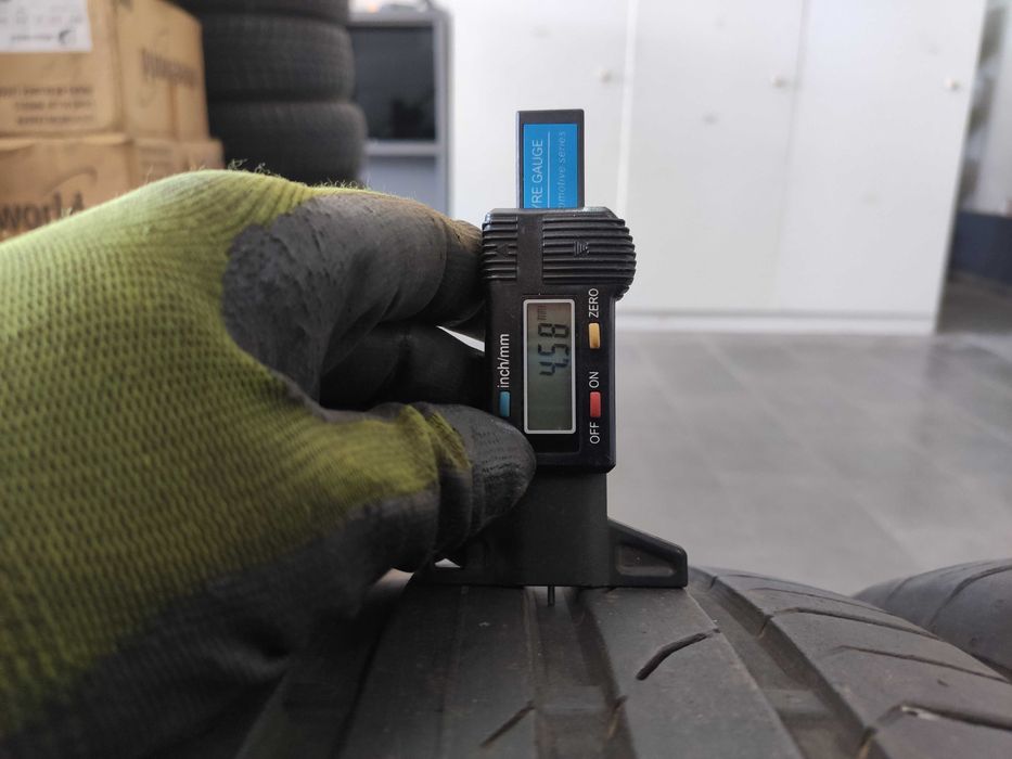 4бр Летни Гуми 235 55 19 - Continental