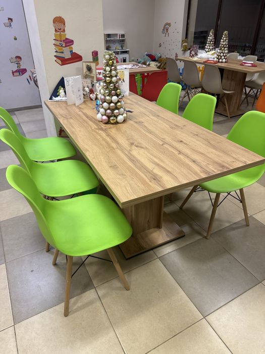 Столове за  офис, занималня, кухня, заведение и други.