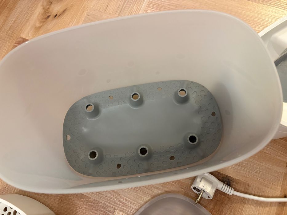 Sterilizator si uscator de biberoane Philips Avent Premium