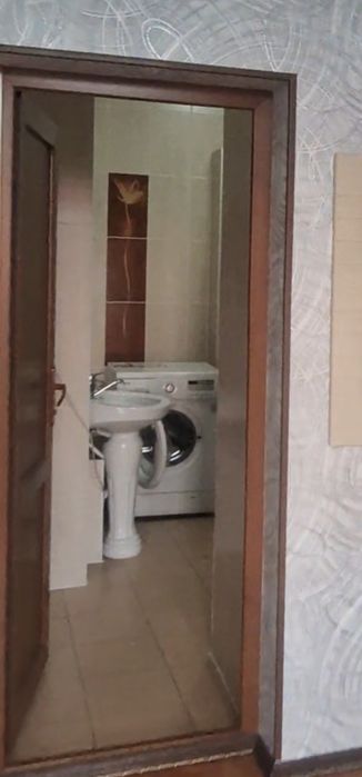 Продаю мебель
• Умывальники