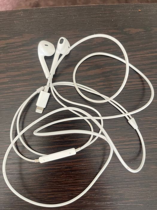 Наушники проводные Apple