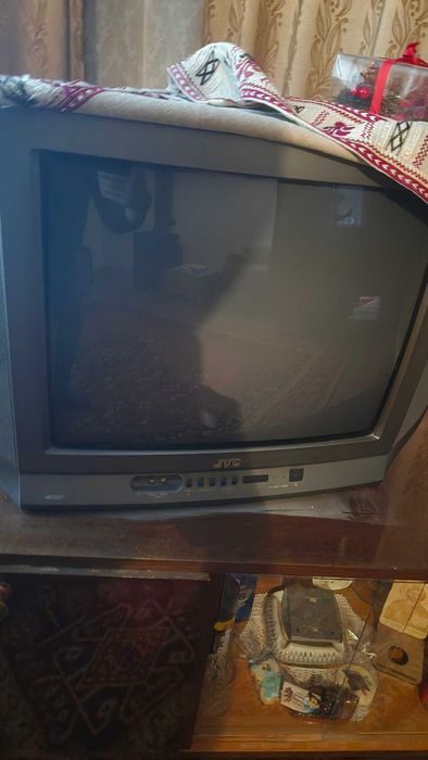 Телевизор JVC AV-21F4TEE