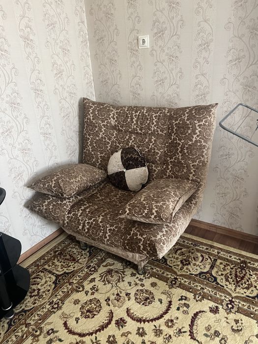 4 кресло 1 диван всего за 50 тыс
