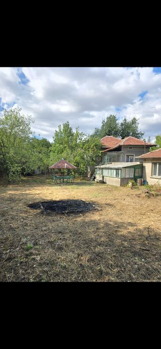 Продавам куща в с телиш обл.плевен