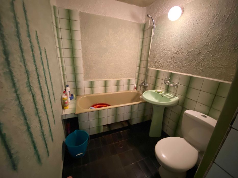 Тристаен апартамент за продажба в Дружба 2