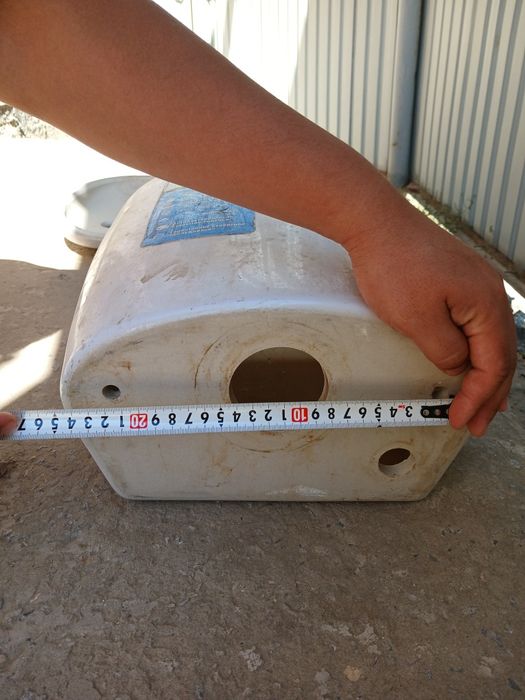 Бачок от унитаза