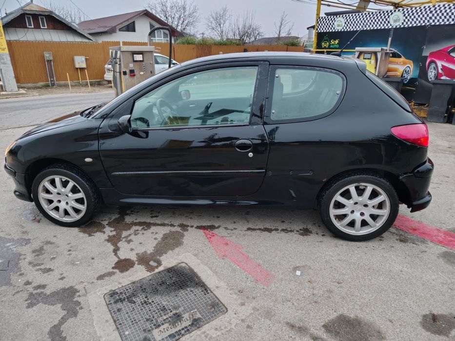 Peugeot 206 GTI (2.0benzina 136cp)