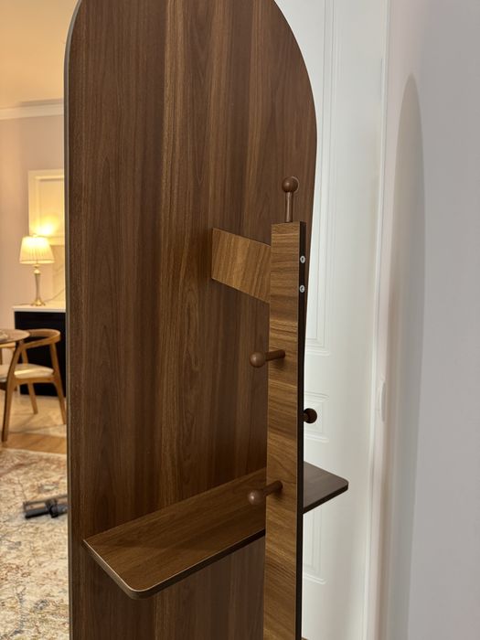 Напольное крутящееся зеркало