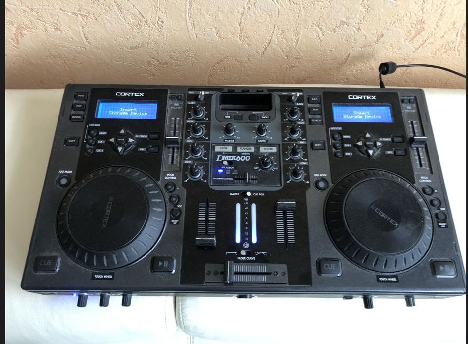 Mixer pentru DJ Cortex dMIX-600