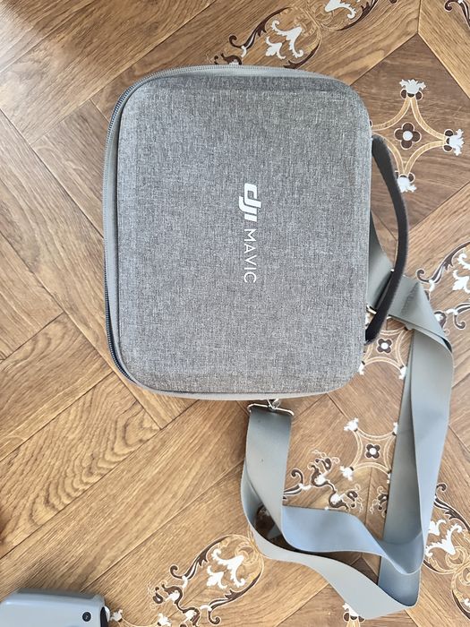 Продам дрон dji mini 2