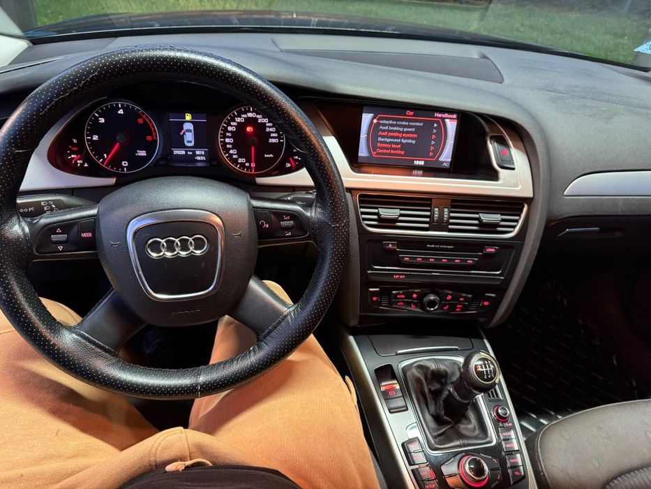 Proprietar Audi a4 b8 2.0 diesel  vand sau schimb