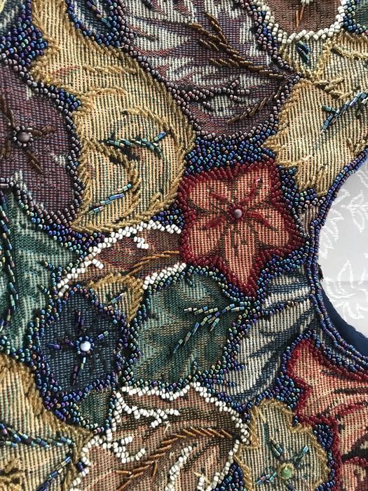 Geanta vintage cusuta cu margele