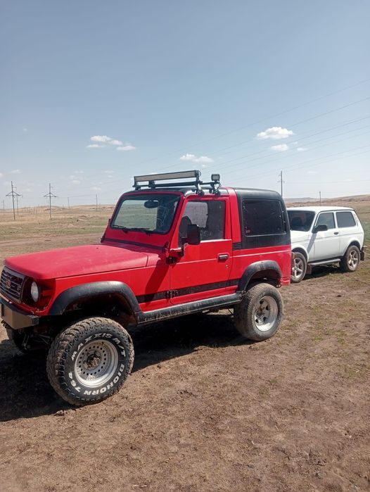 Продам машина Kia rocsta