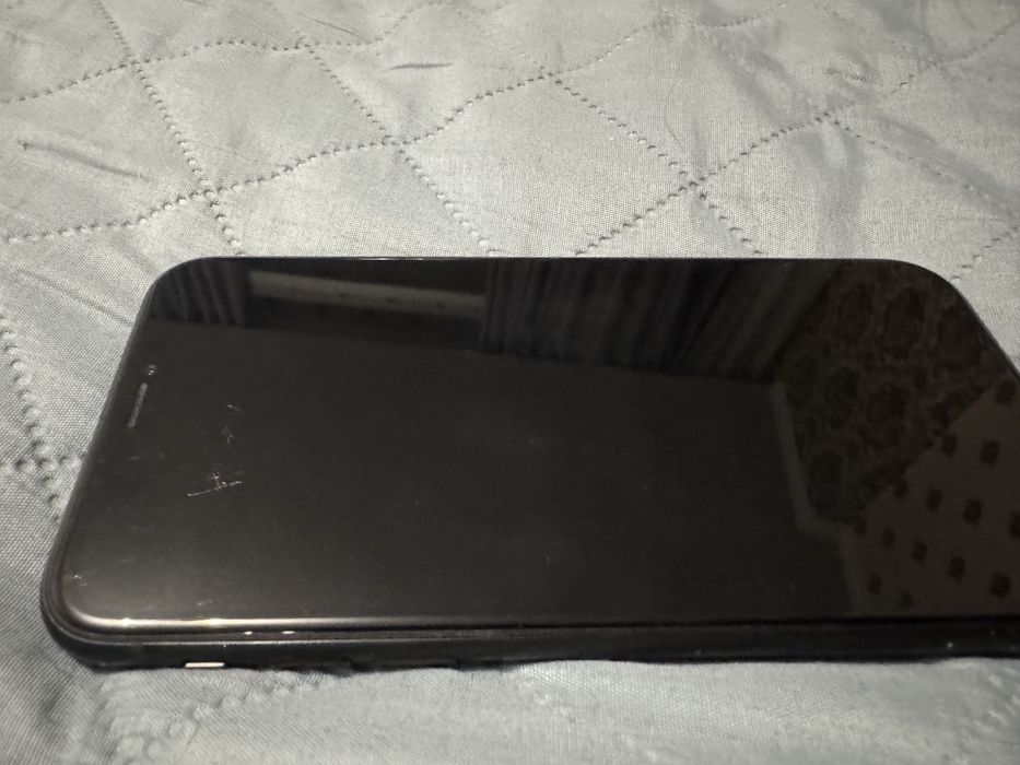 Iphone XR ( айфон хр)