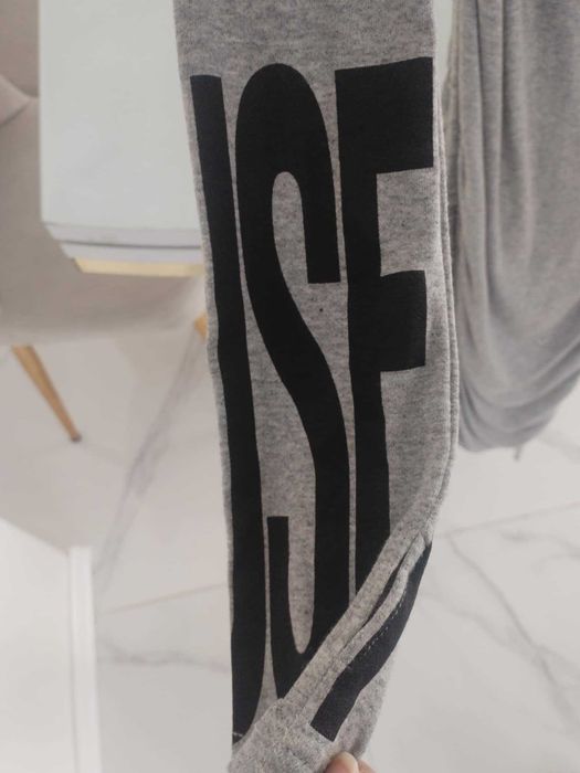 Нова рокля Паусе Pause