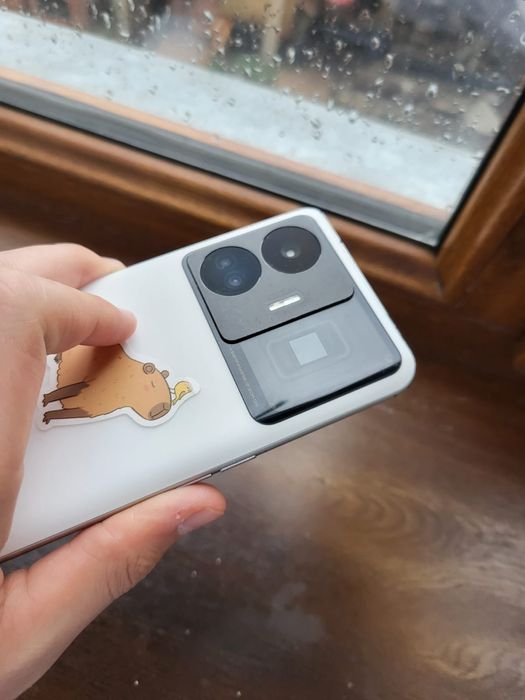 Realme gt3 240w обменяю