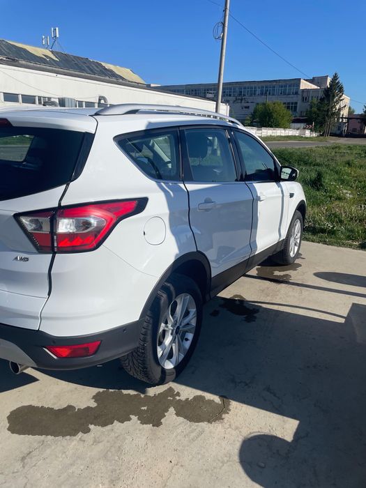 Vand Ford Kuga Titanium