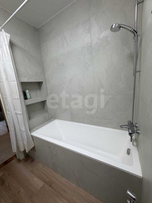Продам 2 комнатную квартиру