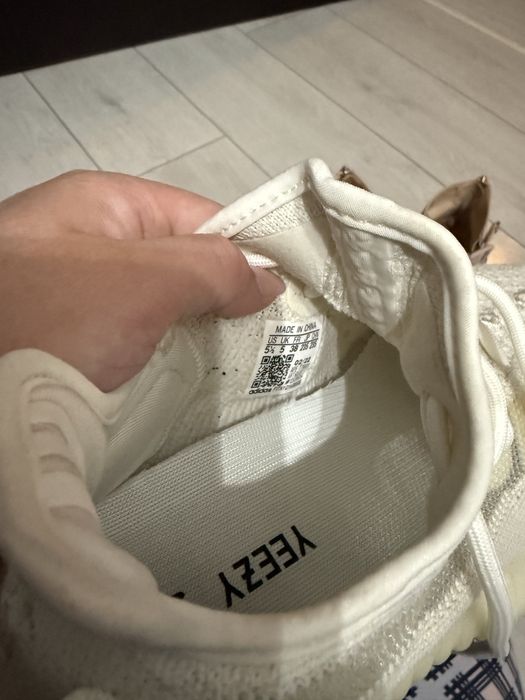 Yezzy  350  v2  ca nou