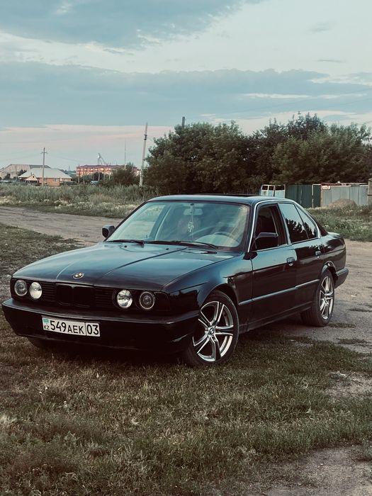 Продам bmw e 34 525