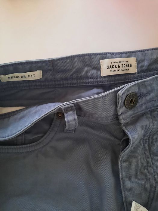 2 perechi pantaloni scurți