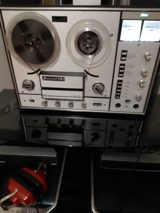 Магнитофон Ростов 102-1.колонки