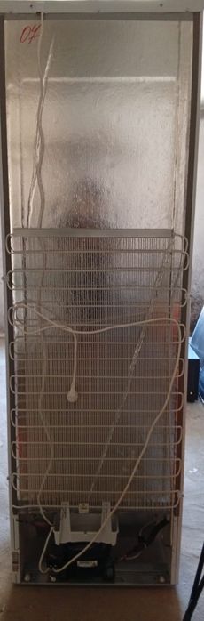 Холодильник жаңа