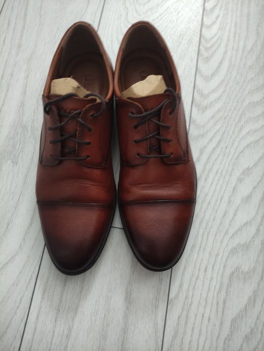 Pantaloni eleganți