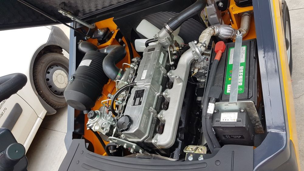 Motostivuitor/stivuitor NOU 3,5T CU GARANTIE - DIN STOC