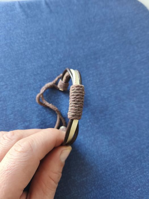 Bratara piele sfoara