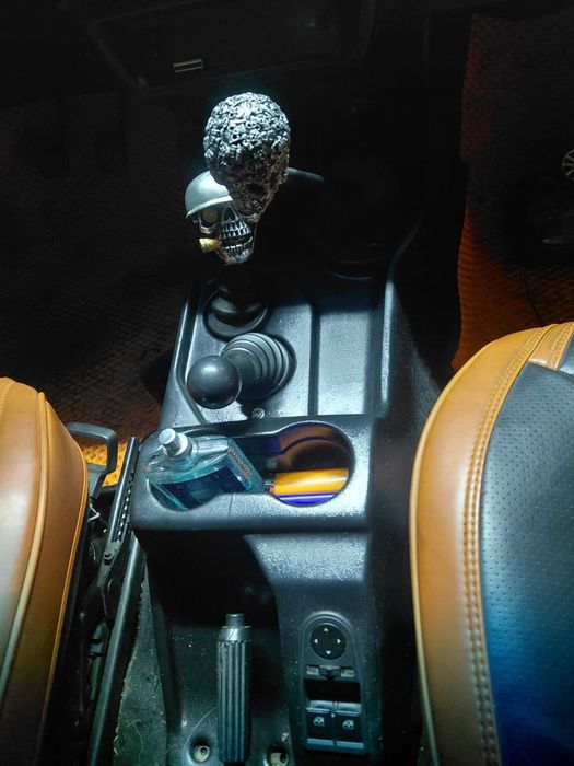 LADA  нива урбан