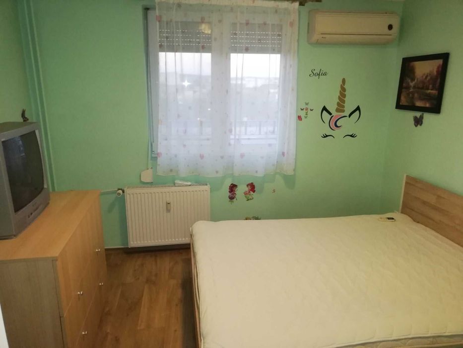 De închiriat apartament 3 camere, mobilat, str. Podului