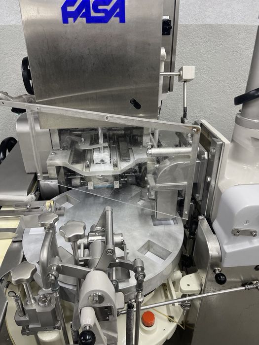 Фасовочно-упаковочнаямашина для сливочного масла/ маргарина 72 000