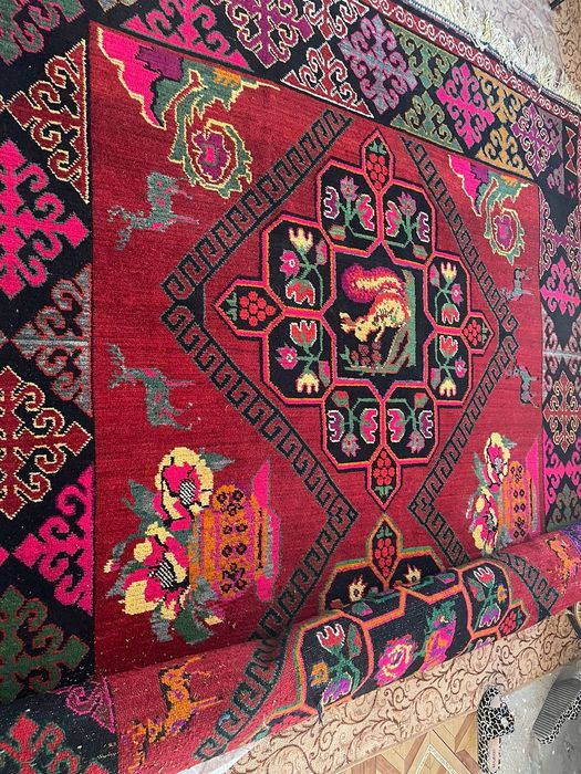 Продам ковёр ретро