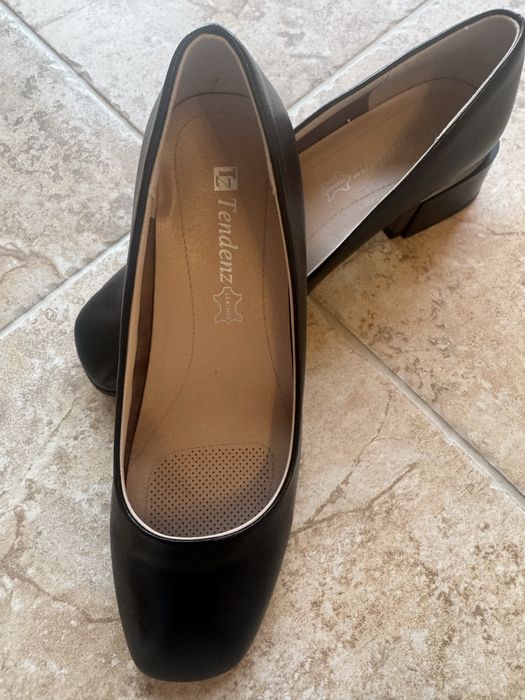 Нови обувки Tendenz