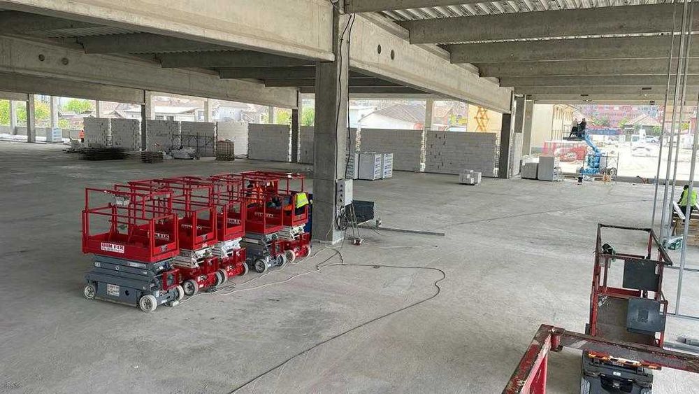 Oferim spre inchiriere Nacela/Nacele electrice si diesel la SUPER PRET