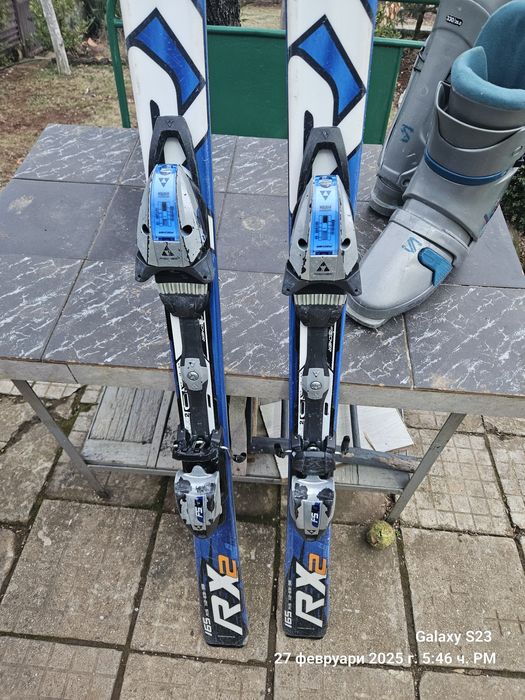 Ски и ски обувки ските са сервизирани 160 см обувките са запазени едни
