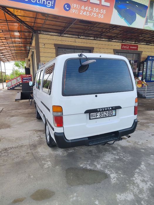 Тойота хайс сотилади