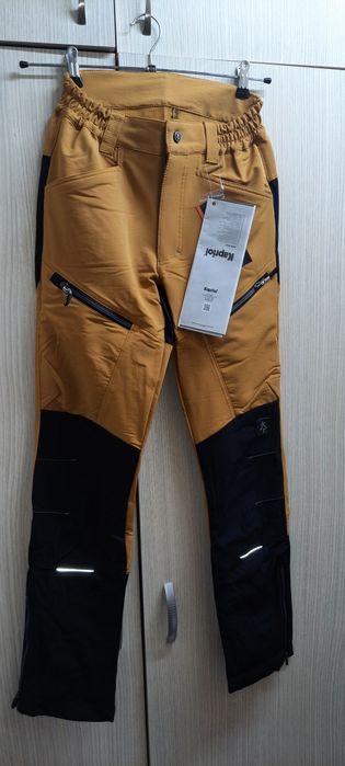 Pantaloni de drumetie