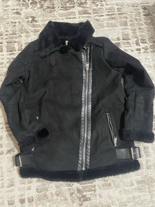 Дамско яке S размер.