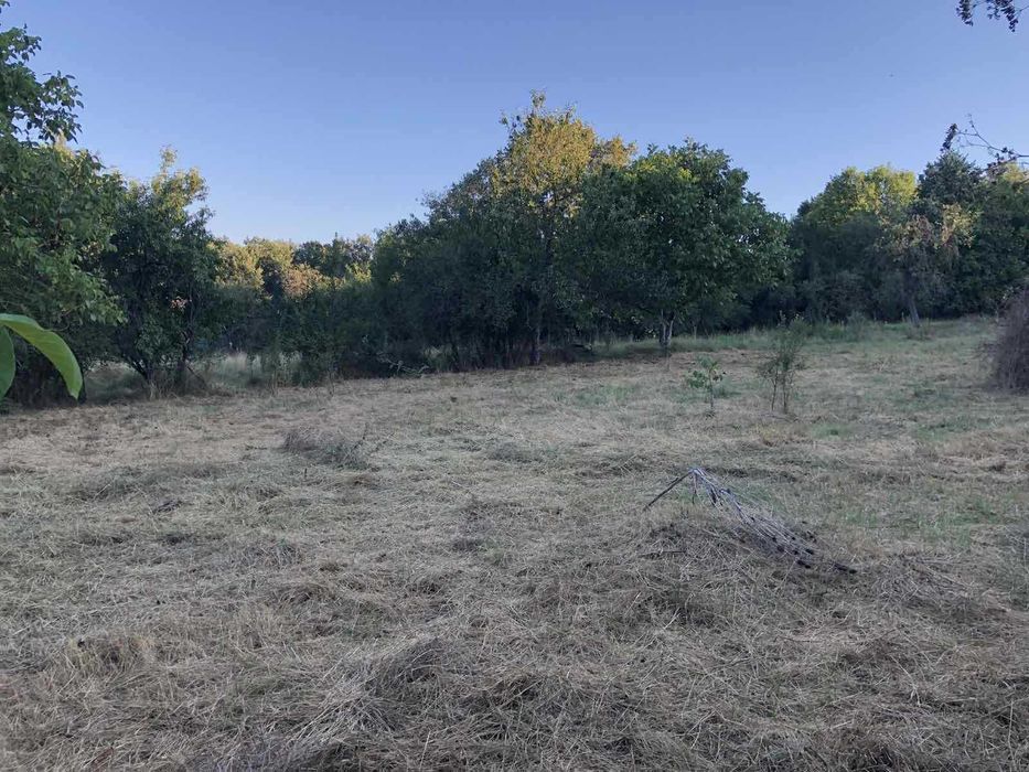 Продавам урегулиран поземлен имот в регулация