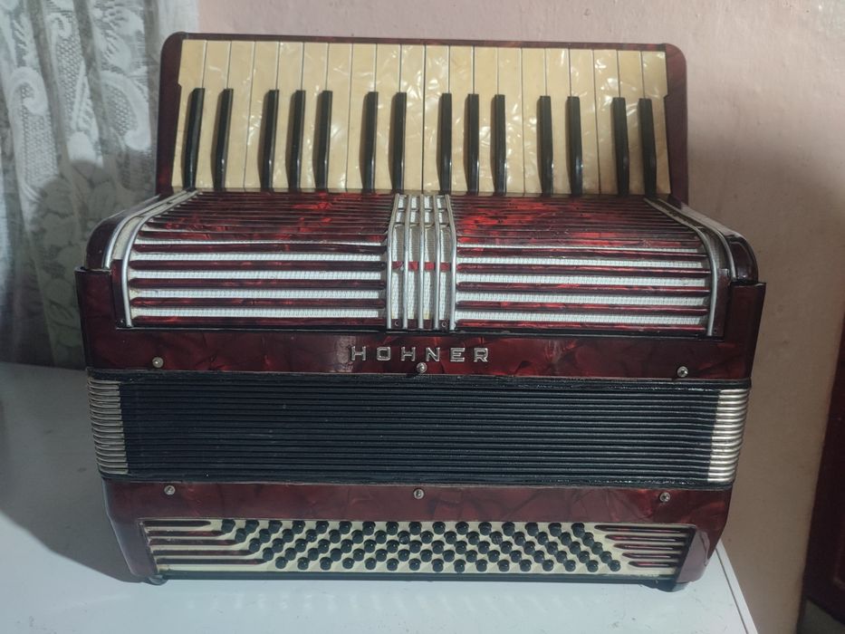 Vand acordeon hohner