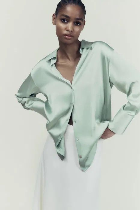 Блузка Zara в нежном оттенке