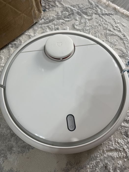 Xiaomi робот пылесом