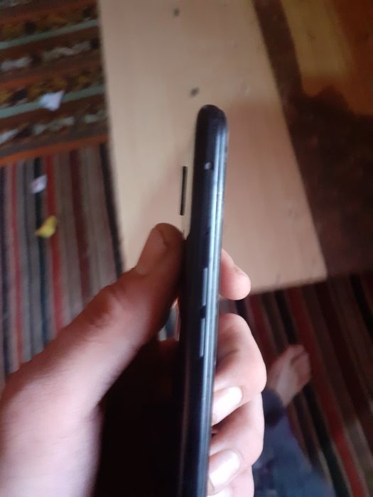 Samsung a10s telefoni sotiladi