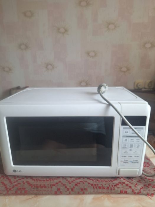 Продам Свч печь  LG