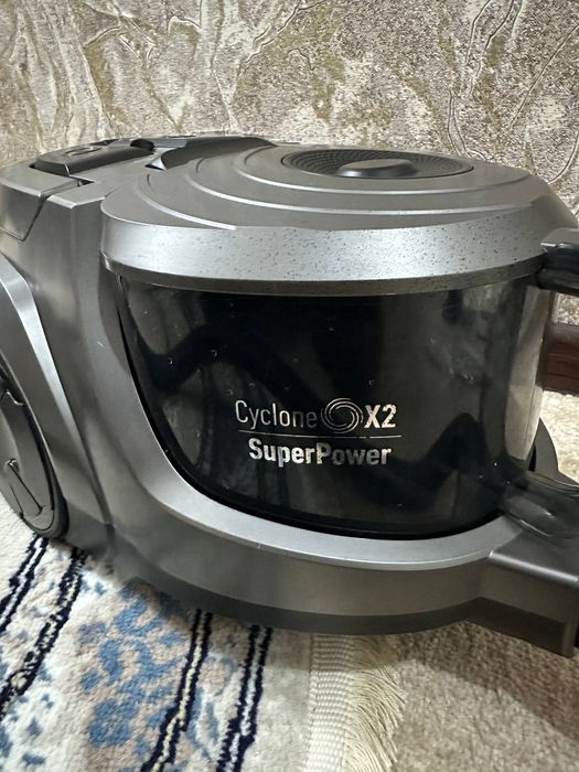 Пылесос поларис супер тянет хорошо