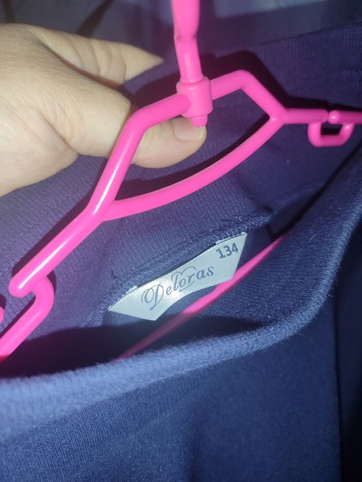 Продам школьную форму для девочки